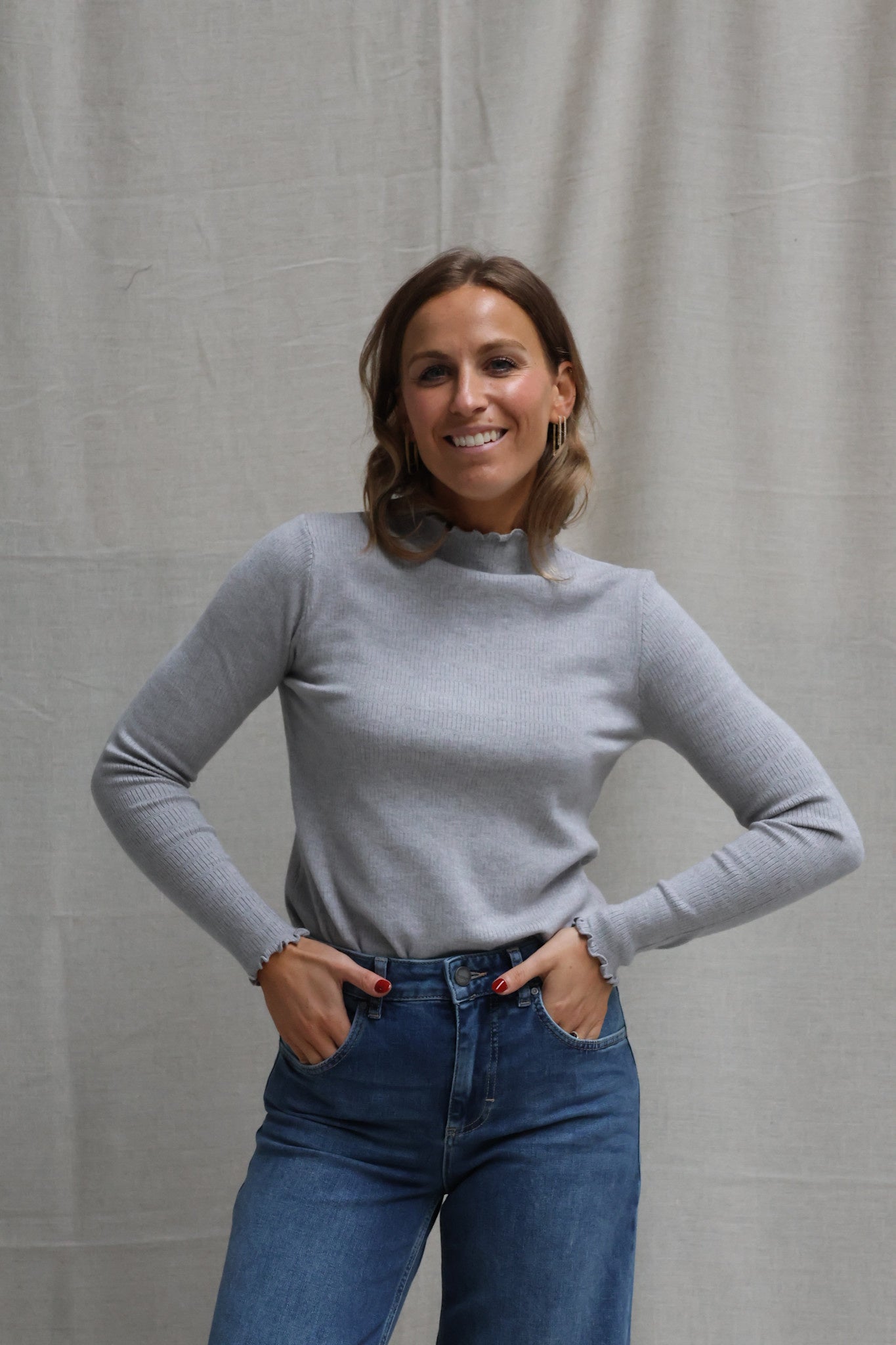 Julia pulletje grijs