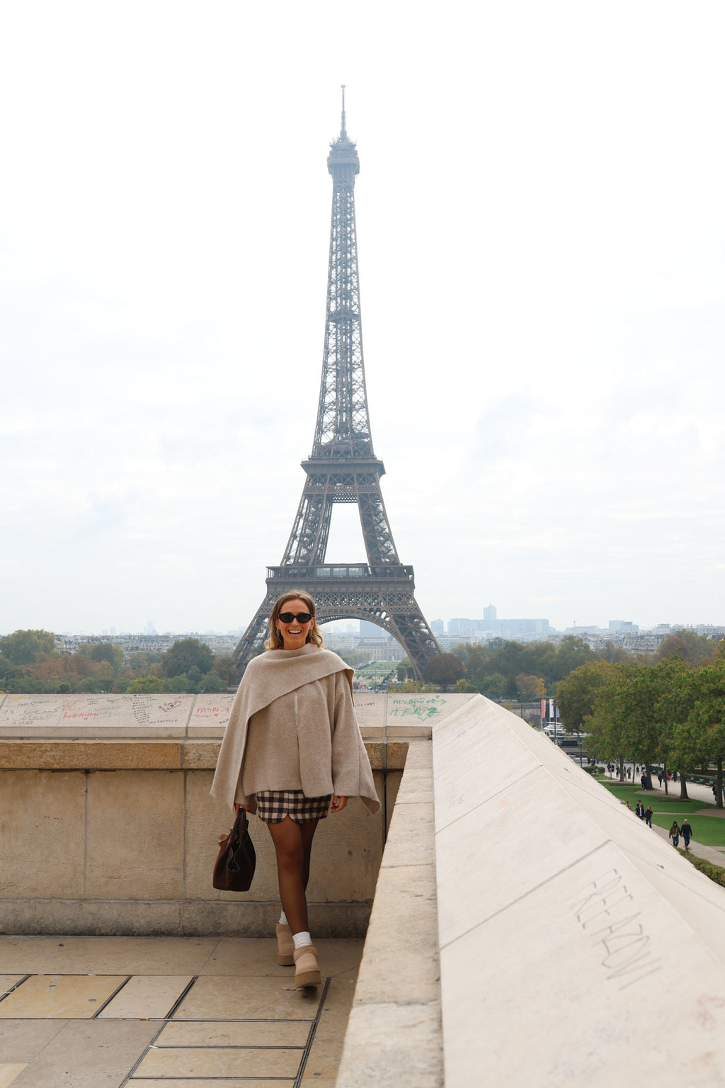 Madeline coat with scarf beige