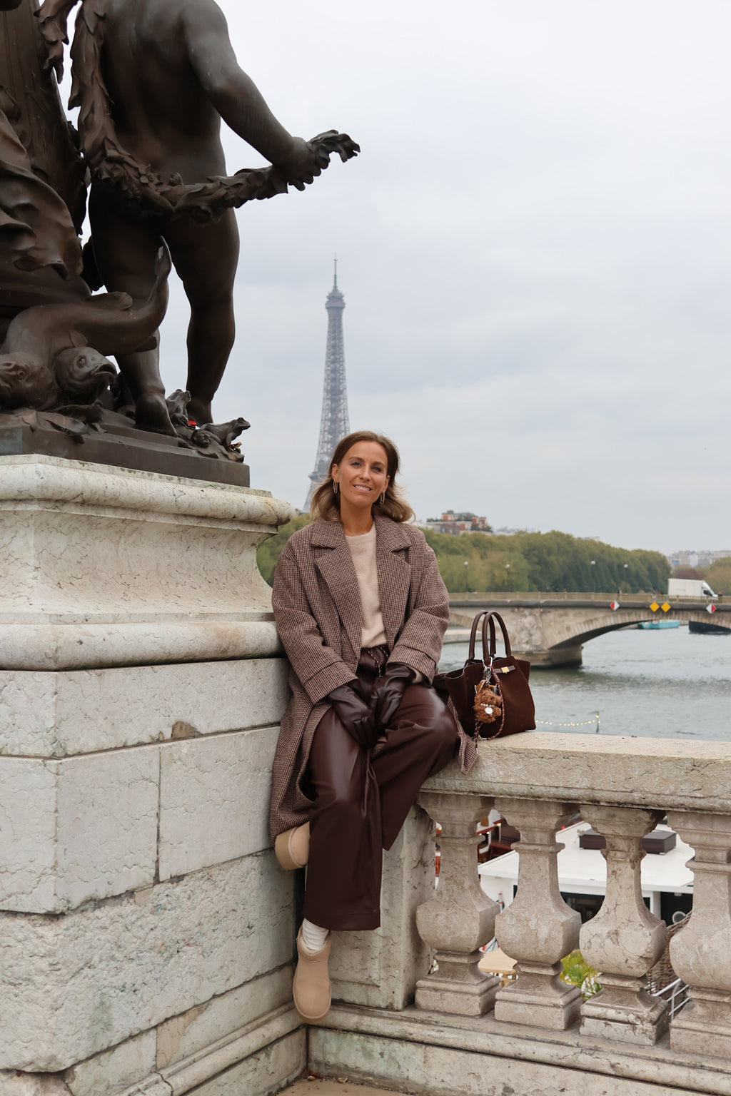 Julienne checked mantel bruin