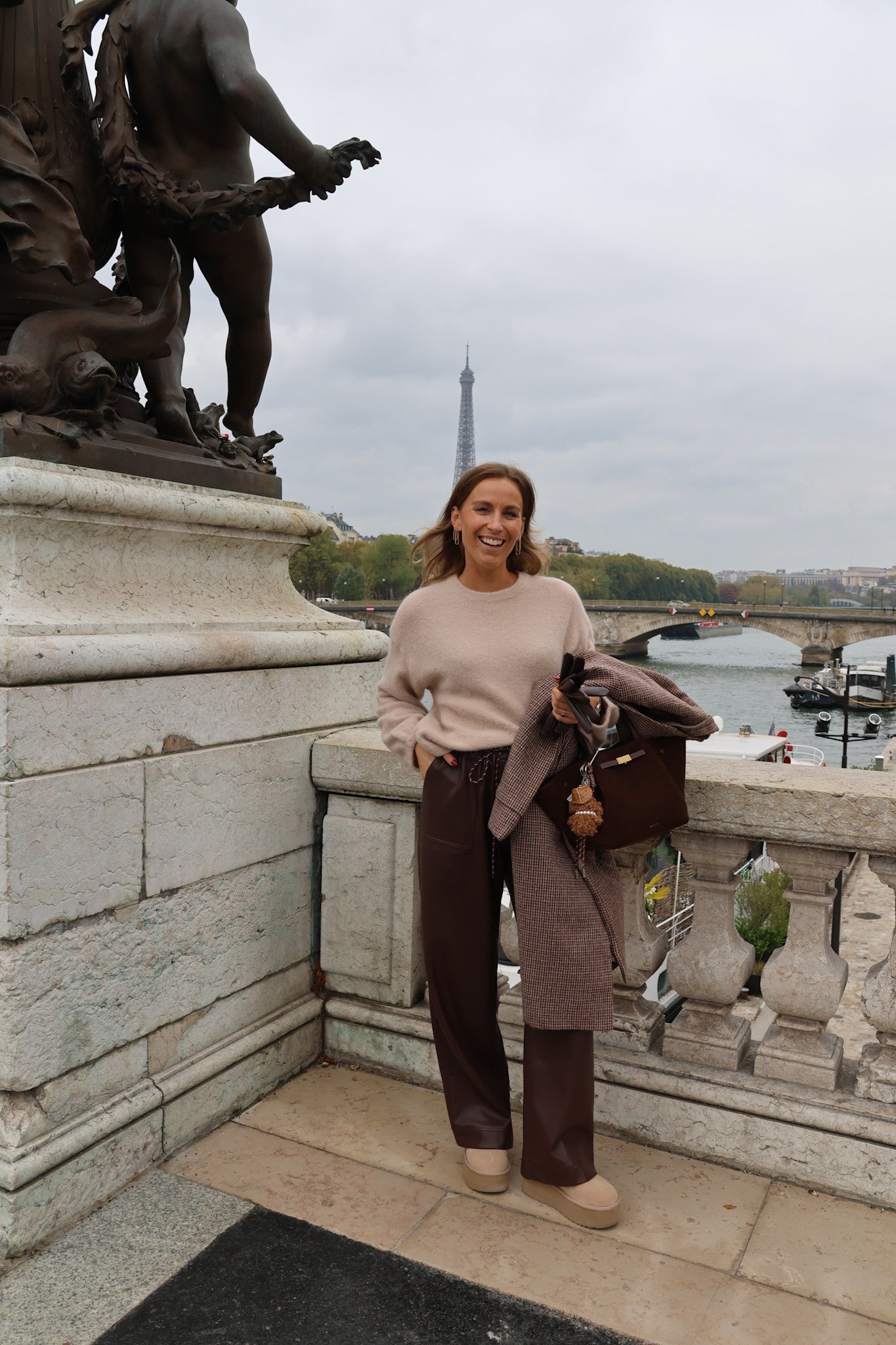 Léontine knit latté