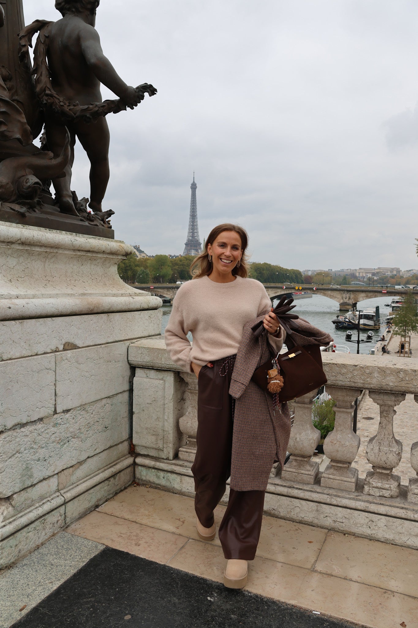 Léontine knit latté