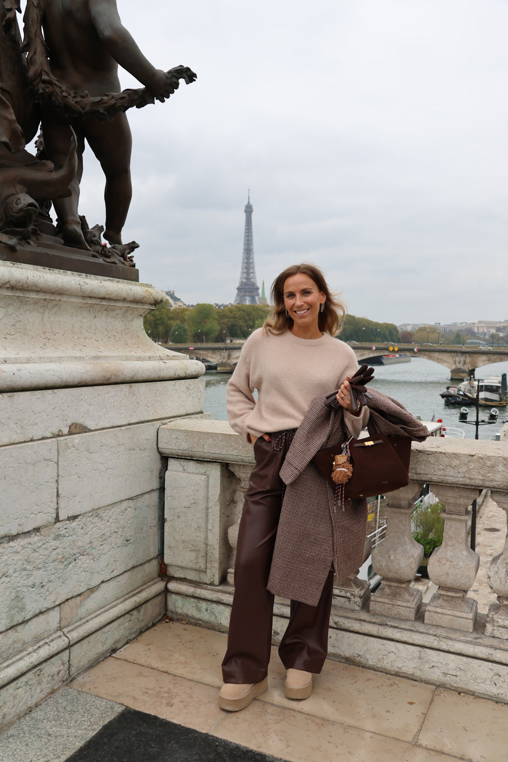 Léontine knit latté