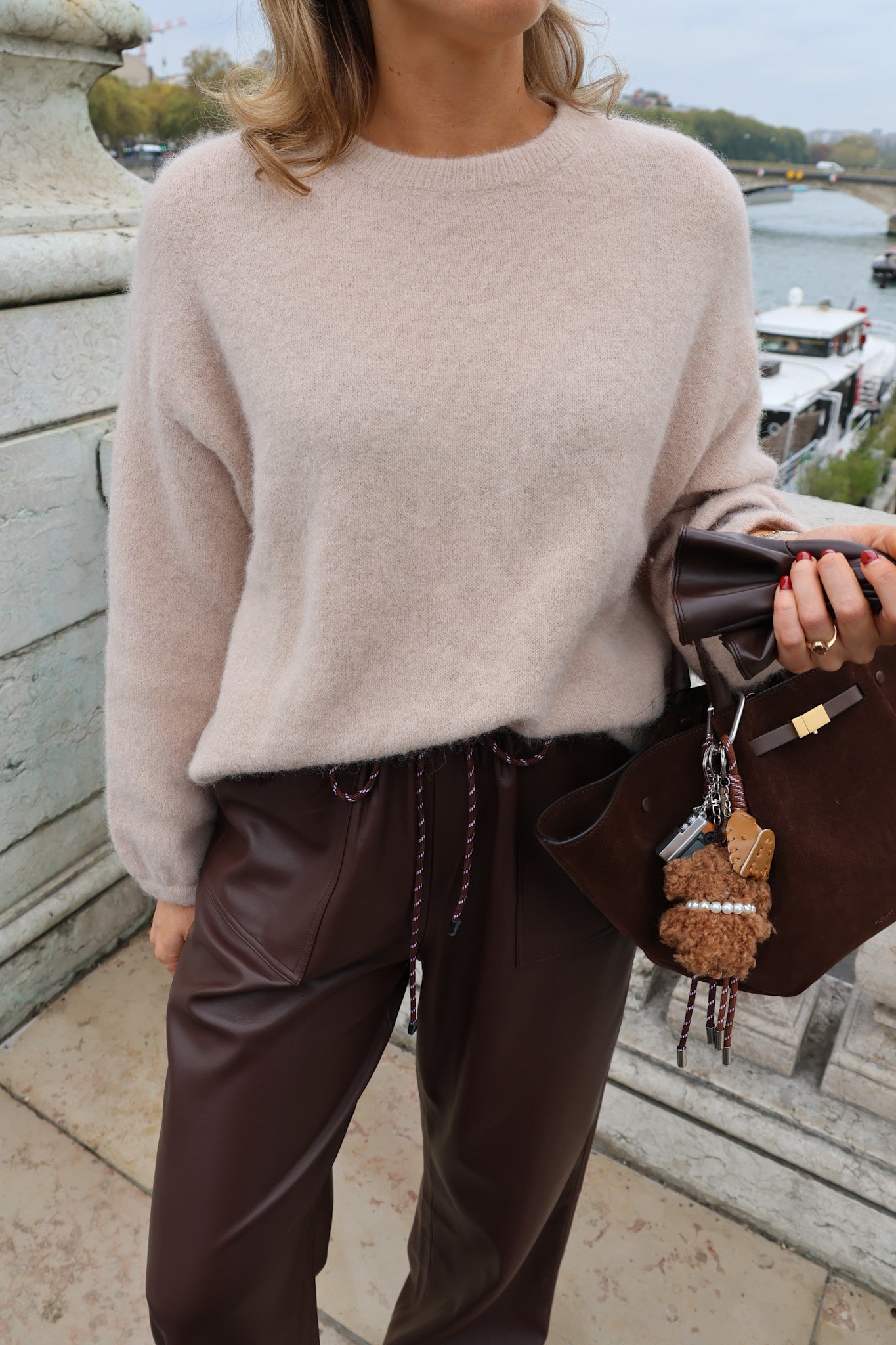 Léontine knit latté