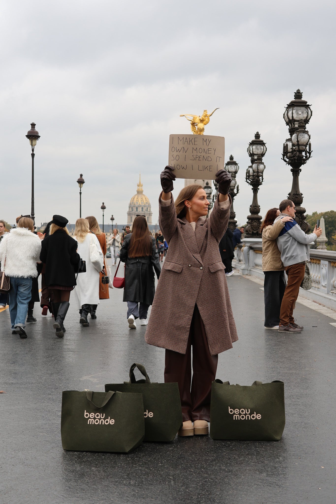 Julienne checked mantel bruin