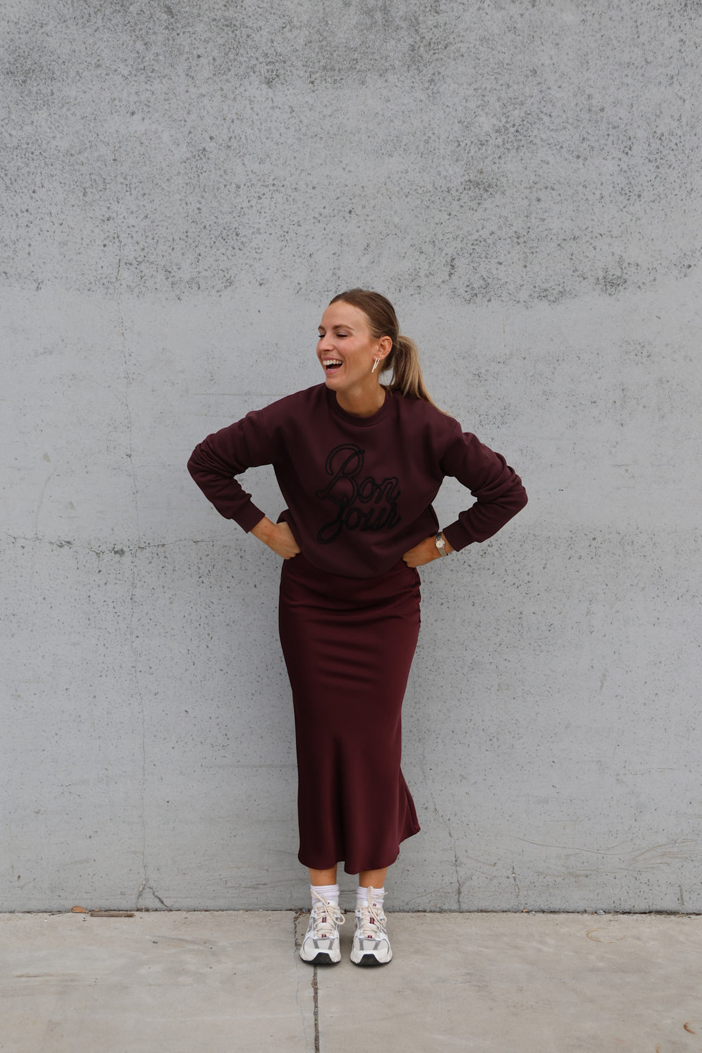 Amara satin skirt burgundy