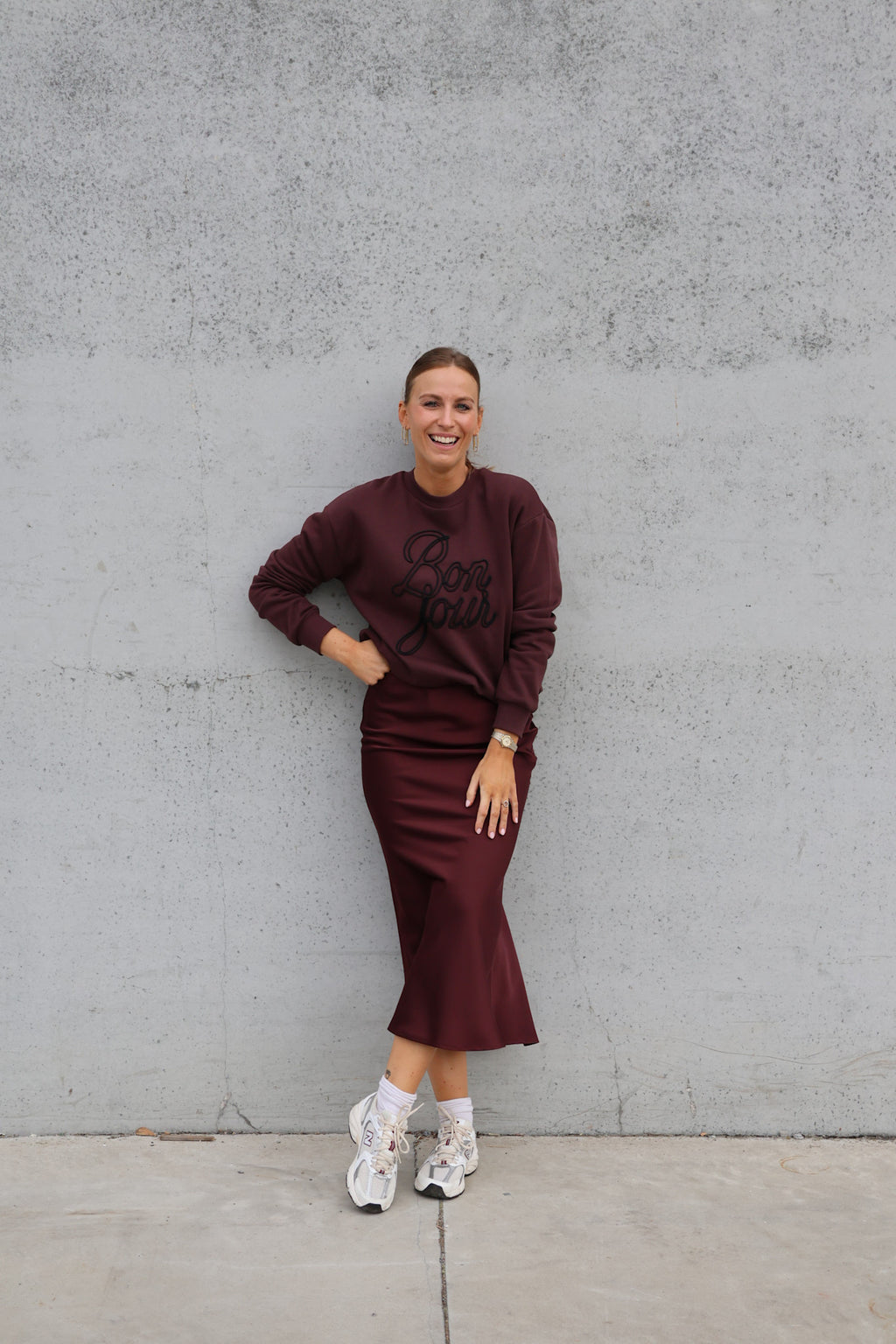 Amara satin skirt burgundy