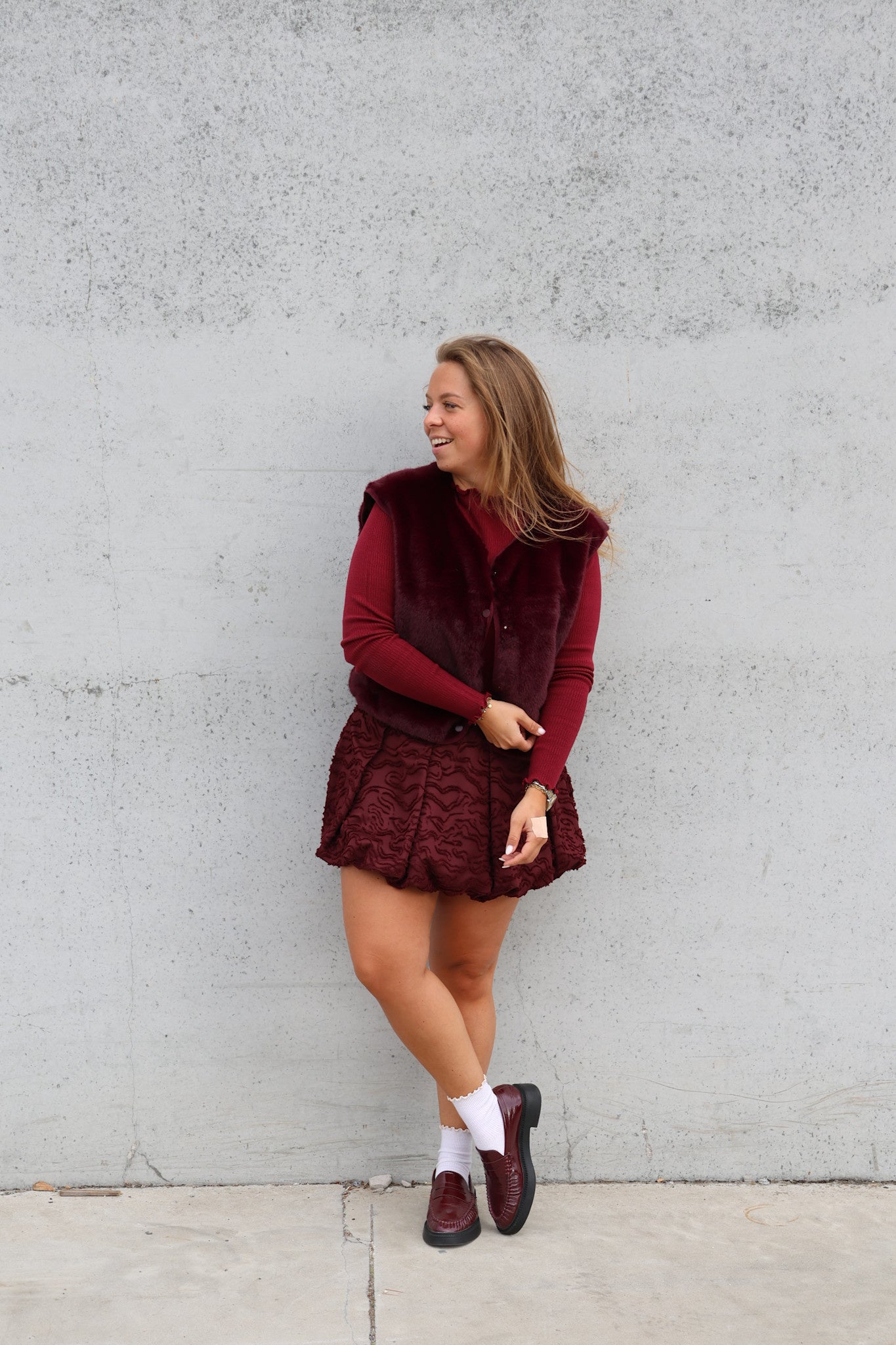 Julia pulletje bordeaux