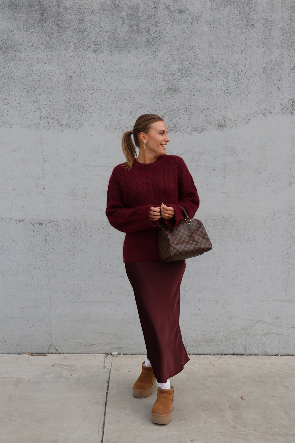 Amara satin skirt burgundy