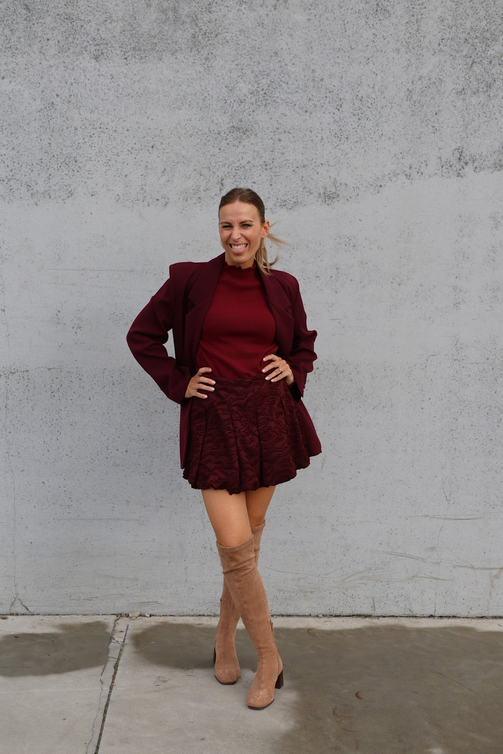 Julia pulletje bordeaux