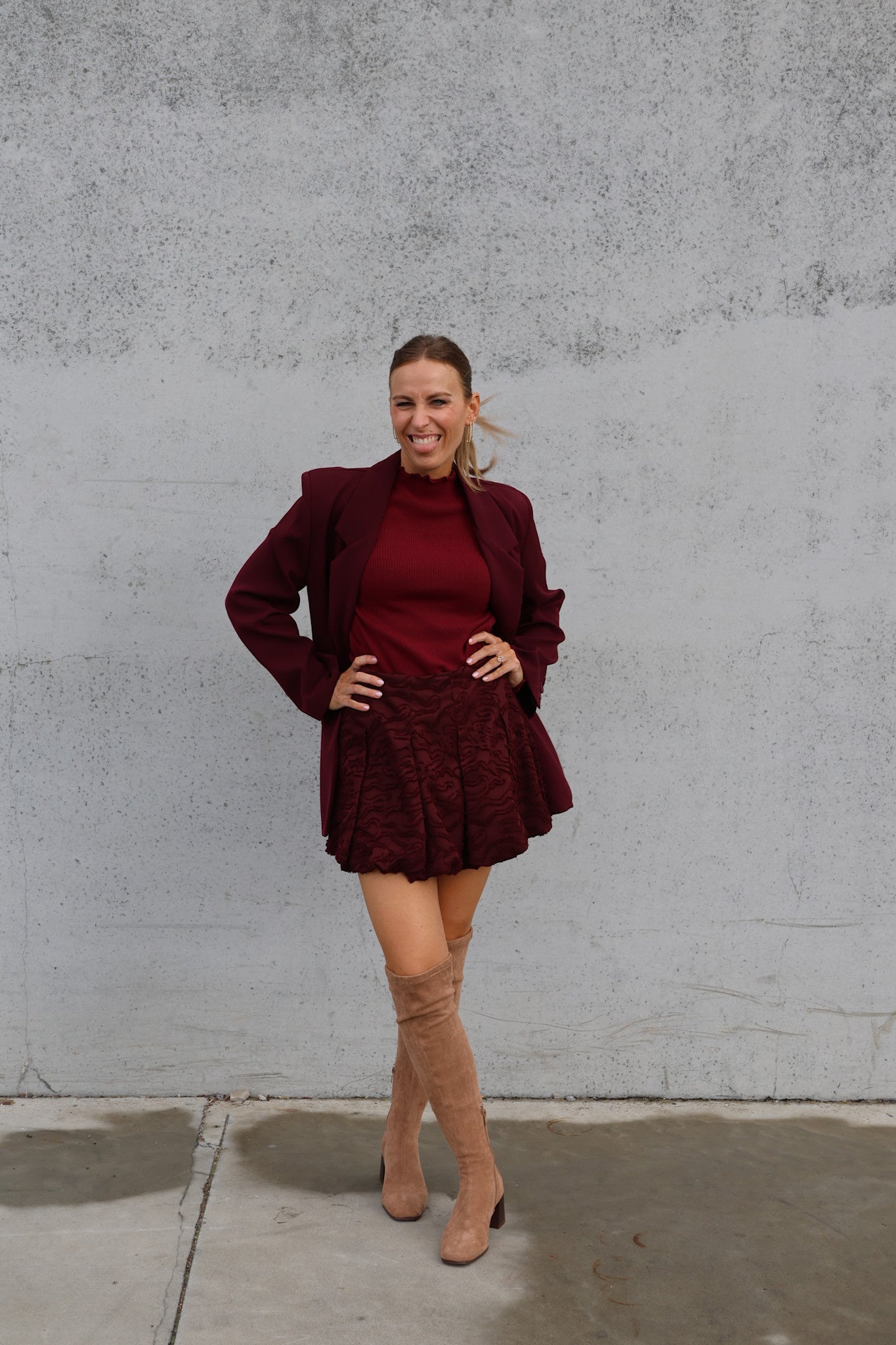 Julia pulletje bordeaux