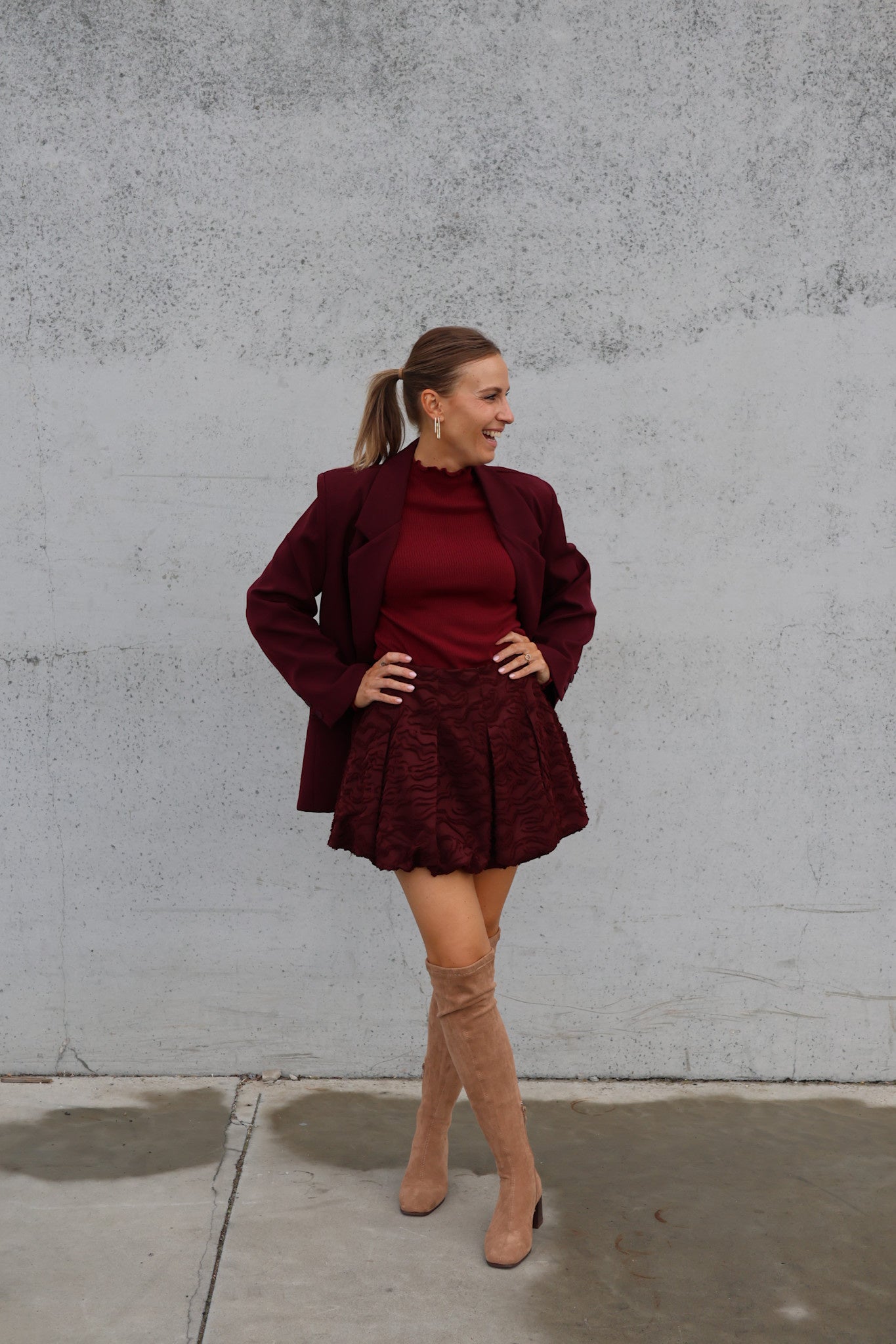 Julia pulletje bordeaux