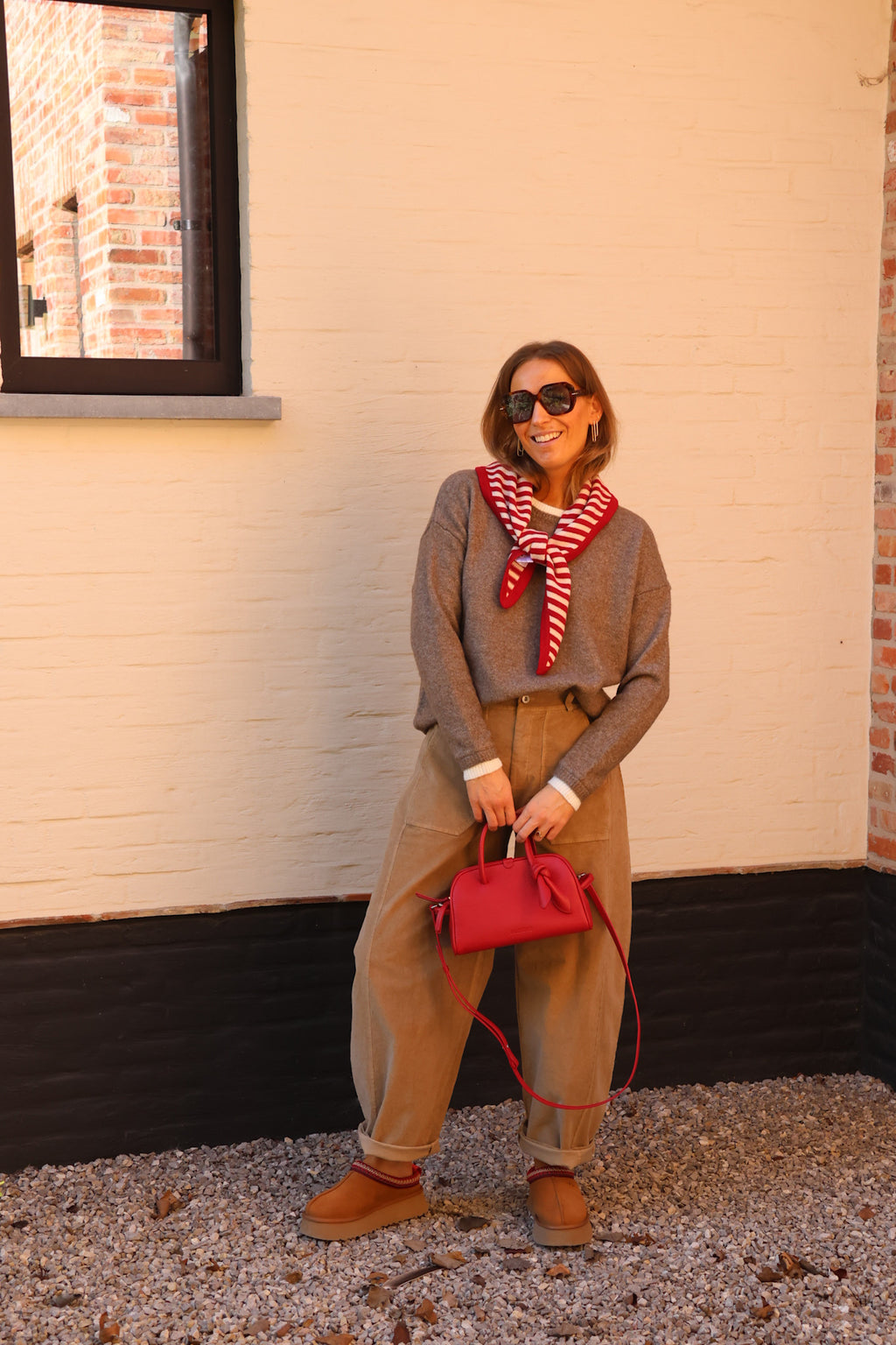 Marilie knit with detail taupe