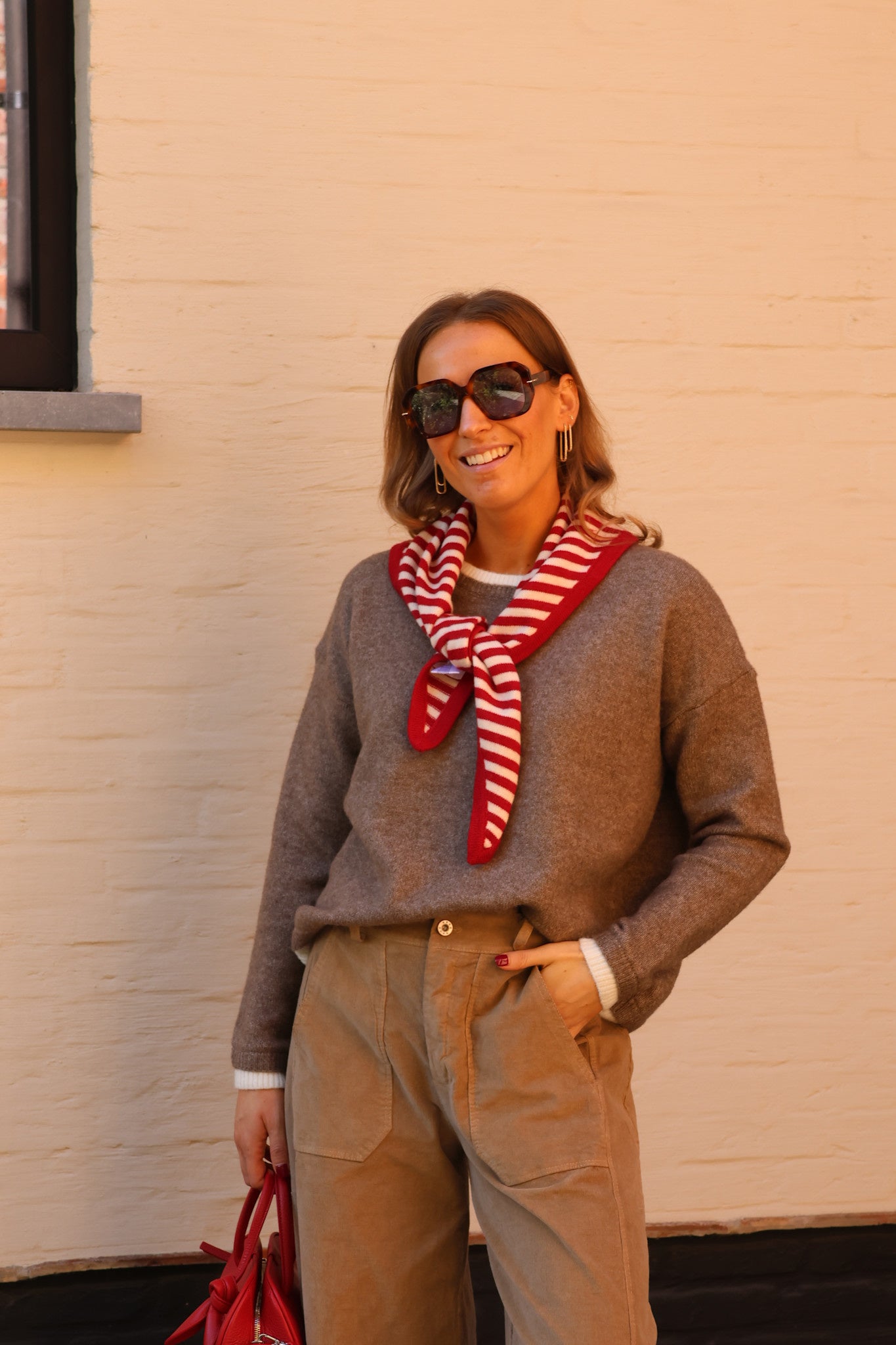 Marilie knit with detail taupe