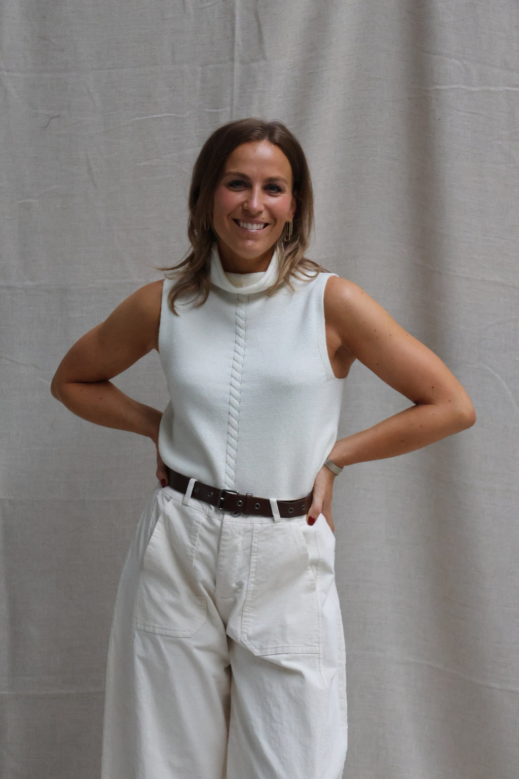 Nalou high neck top offwhite