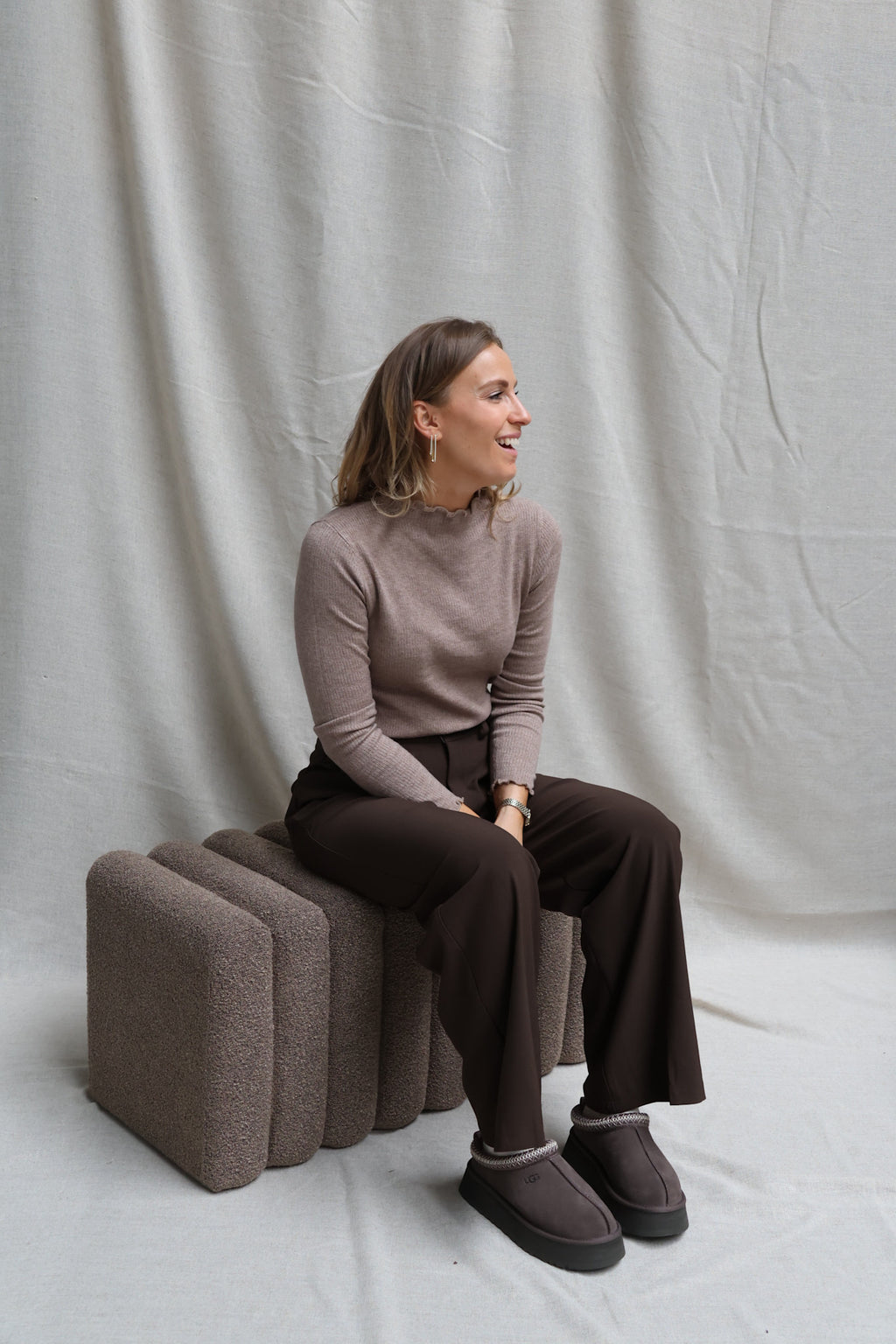 Julia pulletje taupe