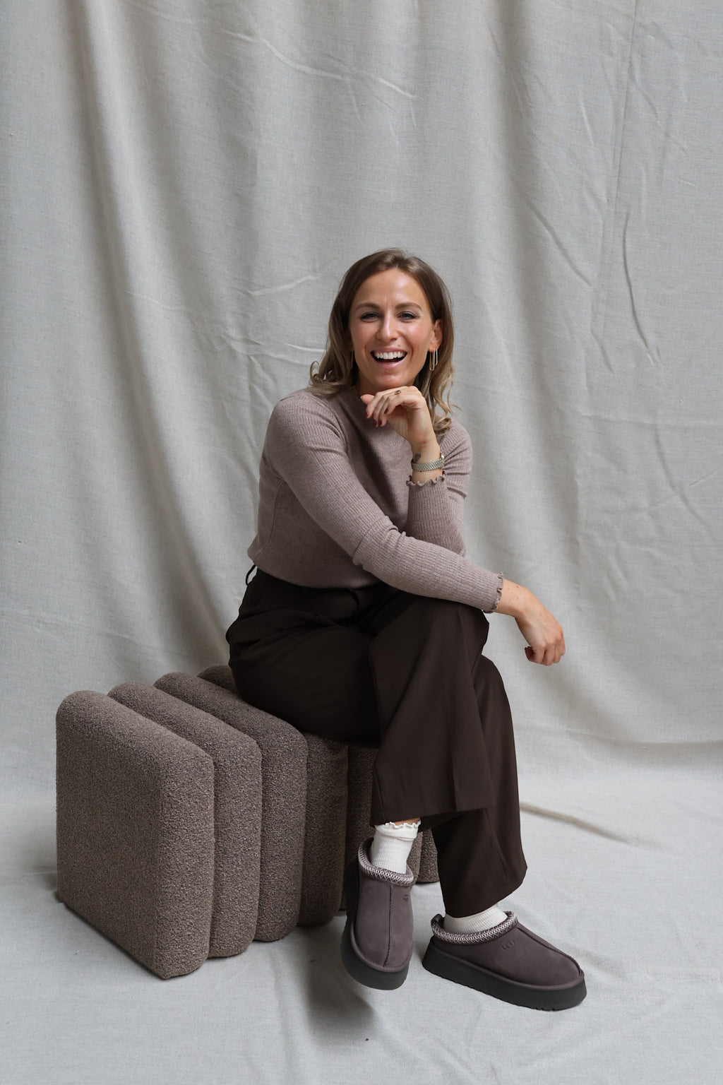 Julia pulletje taupe