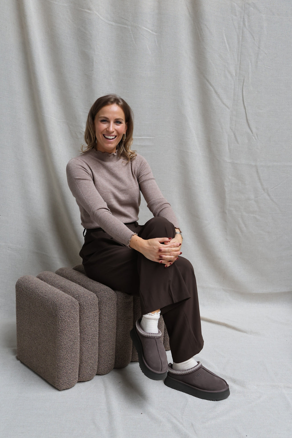 Julia pulletje taupe