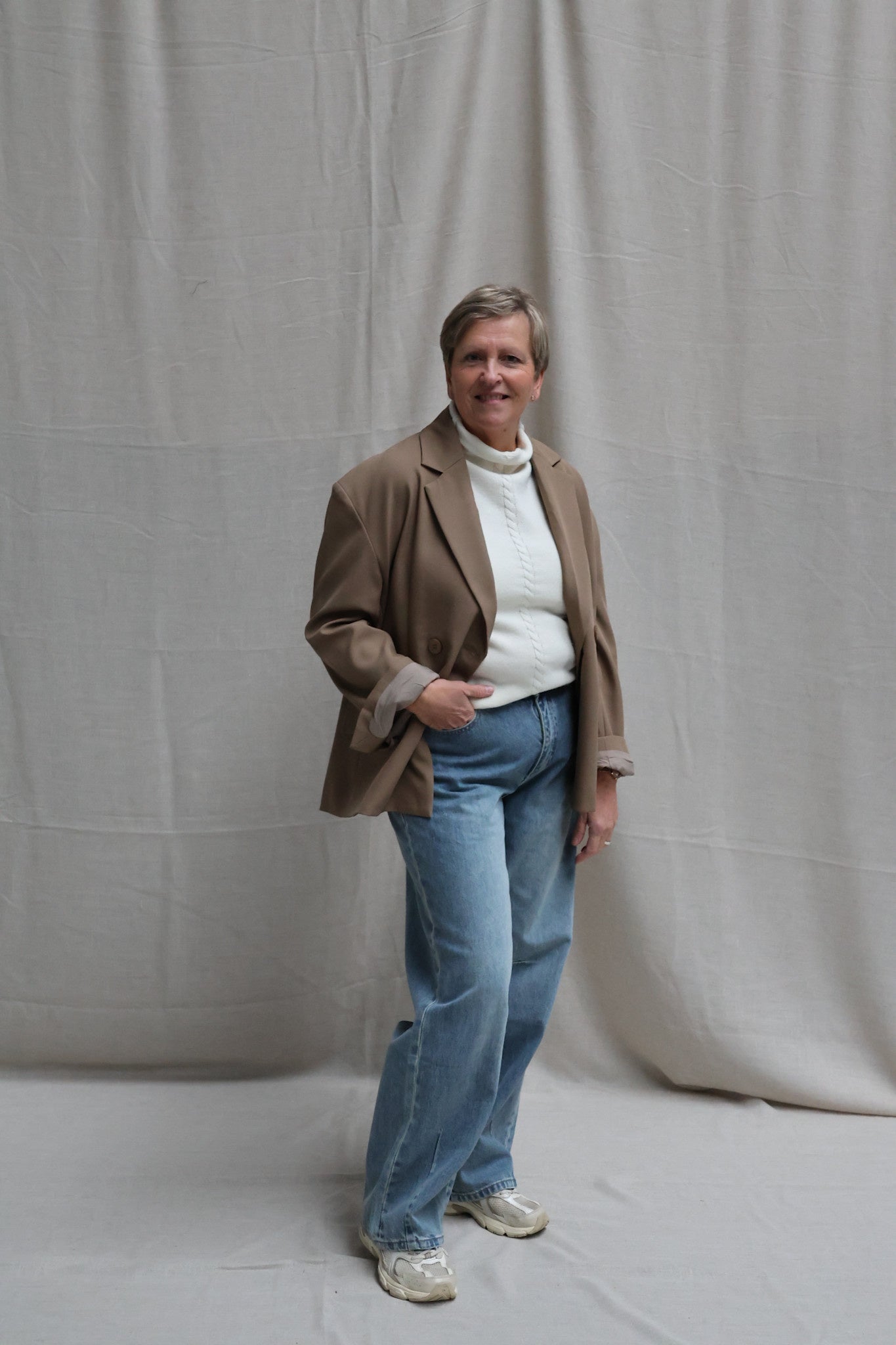 Nalou high neck top offwhite