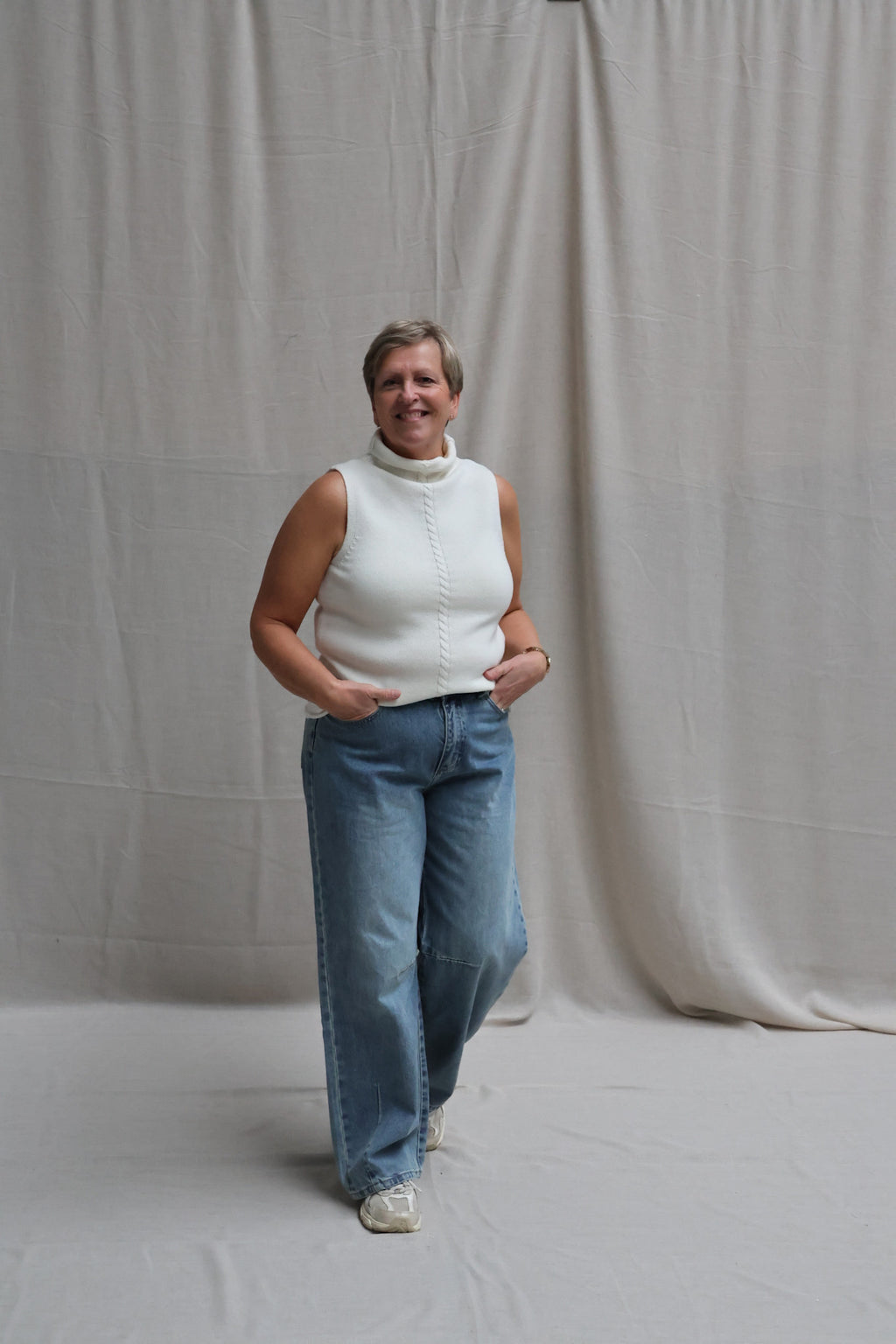 Nalou high neck top offwhite