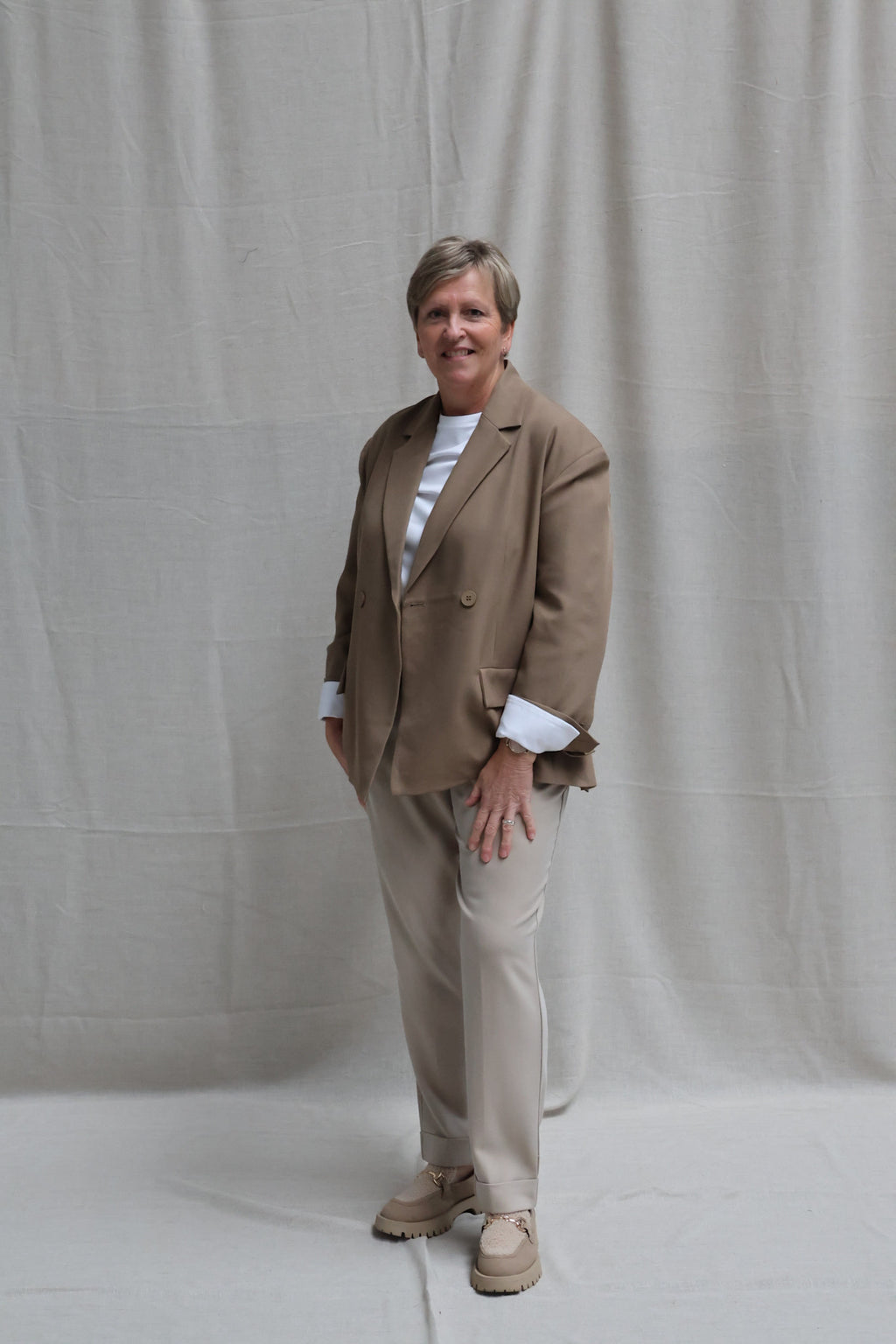 Viona camel oversized blazer