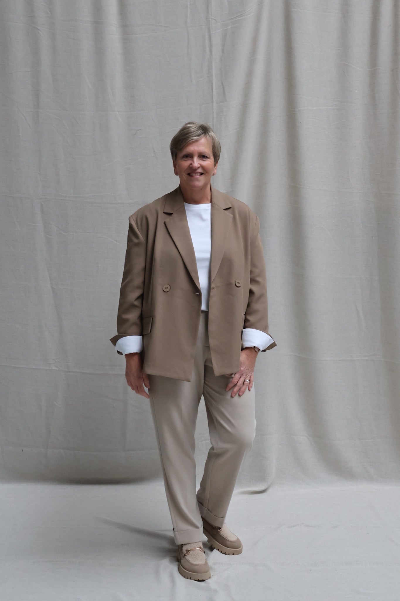 Viona camel oversized blazer