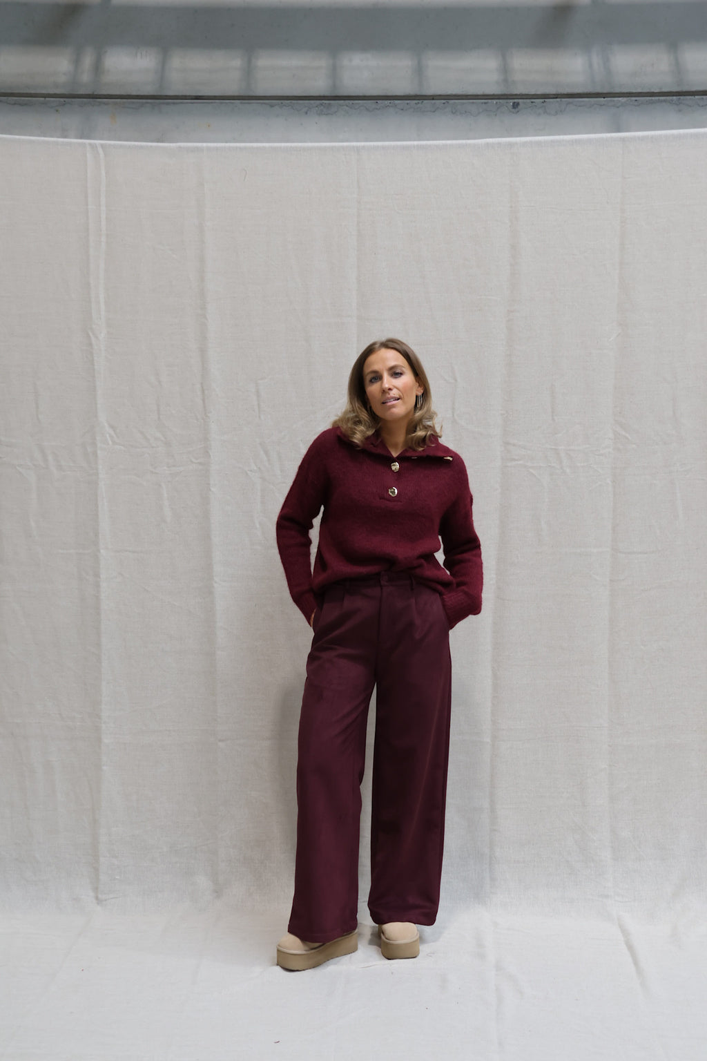 Tine suède trousers burgundy
